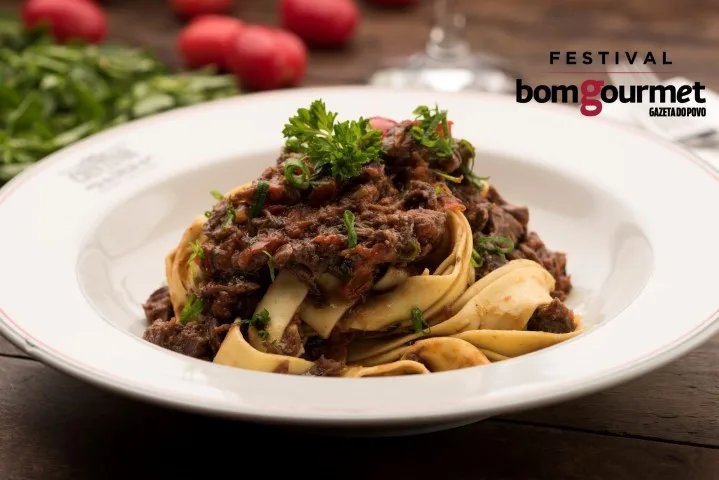 Pappardelle ao ragù de cordeiro